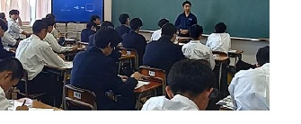 学科別先輩講話